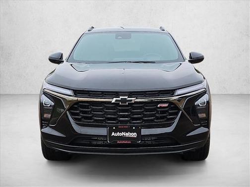 Mosaic Black Metallic 2026 Chevrolet Trax FWD 2RS