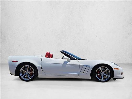 Arctic White 2013 Chevrolet Corvette Grand Sport