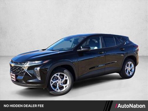 Mosaic Black Metallic 2026 Chevrolet Trax LS