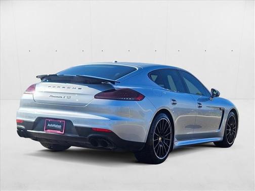 2014 Porsche Panamera GTS