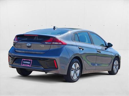 2018 Hyundai IONIQ Hybrid Blue