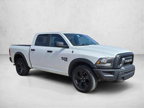 2024 RAM 1500 Classic Warlock Crew Cab 4x4 5'7' Box