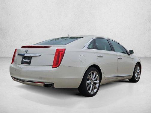 White Diamond Tricoat 2013 Cadillac XTS Premium
