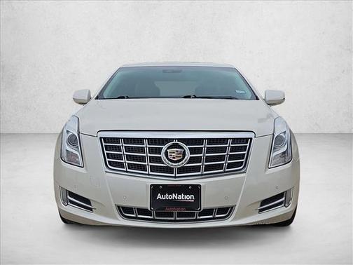 White Diamond Tricoat 2013 Cadillac XTS Premium