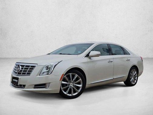 White Diamond Tricoat 2013 Cadillac XTS Premium