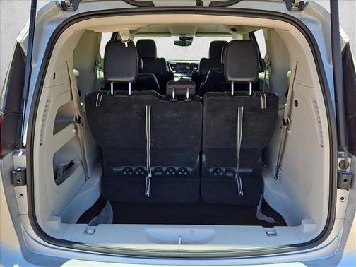 Silver Mist Clearcoat 2024 Chrysler Pacifica Touring L