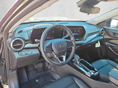 Mosaic Black Metallic 2026 Chevrolet Trax FWD ACTIV