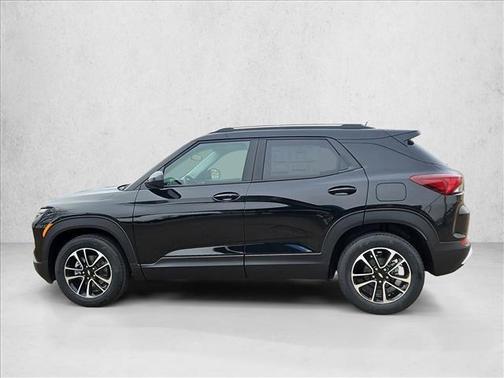 Mosaic Black Metallic 2026 Chevrolet Trailblazer LT