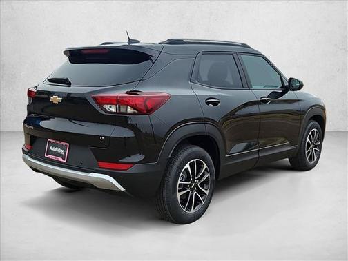 Mosaic Black Metallic 2026 Chevrolet Trailblazer LT