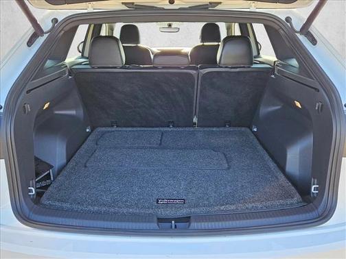 2022 Volkswagen Atlas Cross Sport 2.0T SE w/Technology 4MOTION