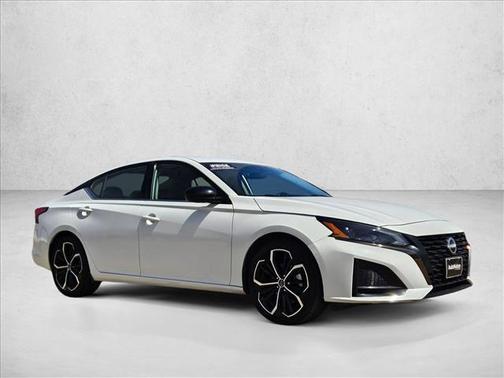 2024 Nissan Altima SR FWD