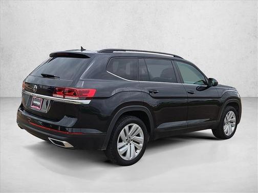 Deep Black Pearl 2022 Volkswagen Atlas 2.0T SE w/Technology