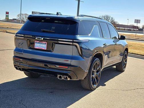 2025 Chevrolet Traverse RS
