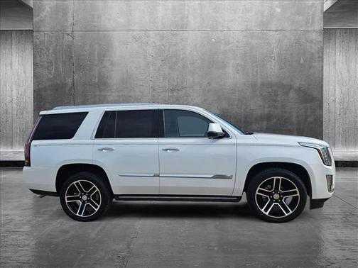 2016 Cadillac Escalade Premium