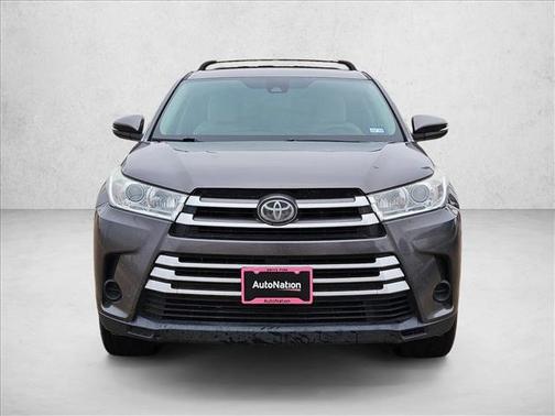2018 Toyota Highlander LE