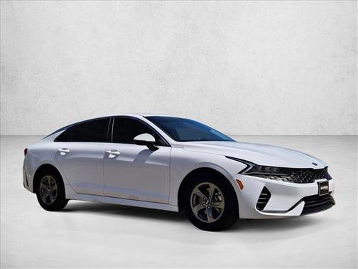 Glacial White Pearl 2021 Kia K5 LXS