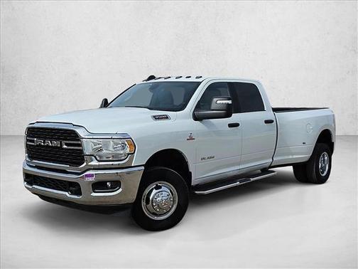 2024 RAM 3500 Big Horn Crew Cab 4x4 8' Box