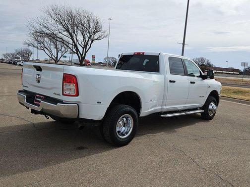 2024 RAM 3500 Big Horn Crew Cab 4x4 8' Box