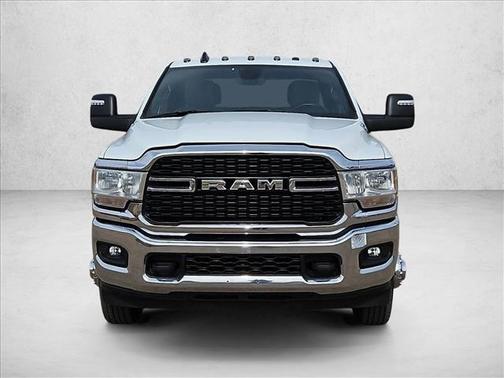 2024 RAM 3500 Big Horn Crew Cab 4x4 8' Box