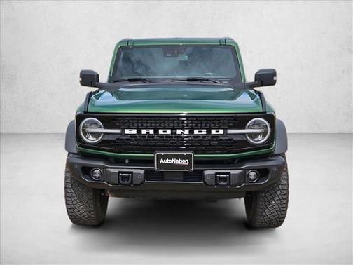 Eruption Green Metallic 2023 Ford Bronco Wildtrak