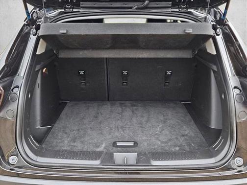 Mosaic Black Metallic 2025 Chevrolet Trax LT