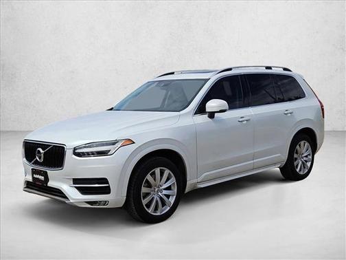 Crystal White Pearl Metallic 2017 Volvo XC90 T6 Momentum