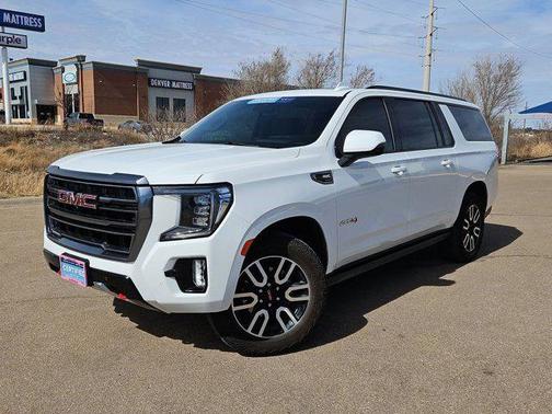 2024 GMC Yukon XL 4WD AT4