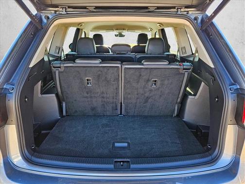 2024 Volkswagen Atlas 2.0T SE w/Technology 4MOTION