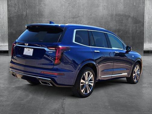 2024 Cadillac XT6 Premium Luxury FWD