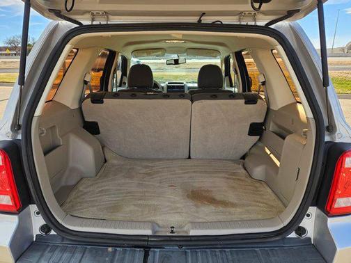 2010 Ford Escape XLS