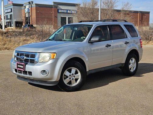 2010 Ford Escape XLS