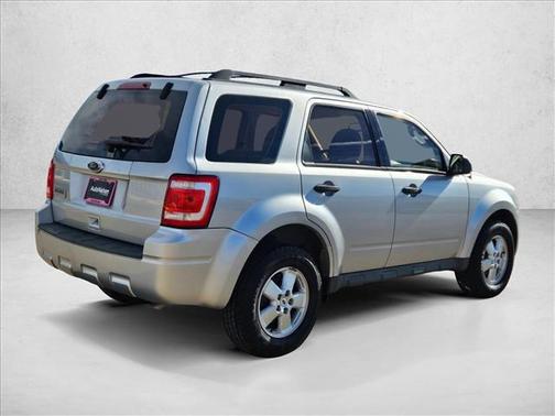 2010 Ford Escape XLS