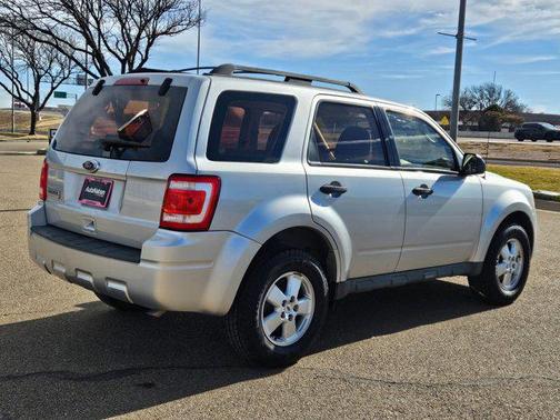 2010 Ford Escape XLS