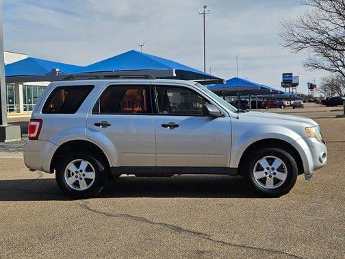 2010 Ford Escape XLS