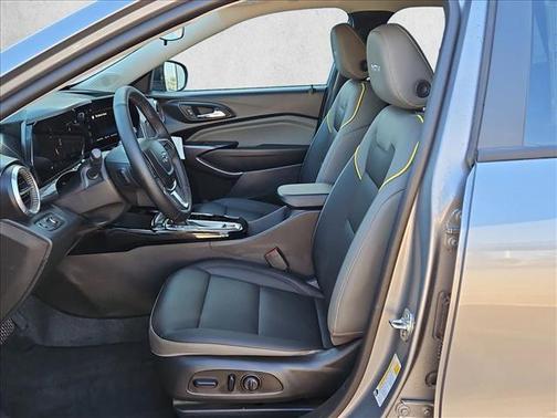 Sterling Gray Metallic 2026 Chevrolet Trax FWD ACTIV