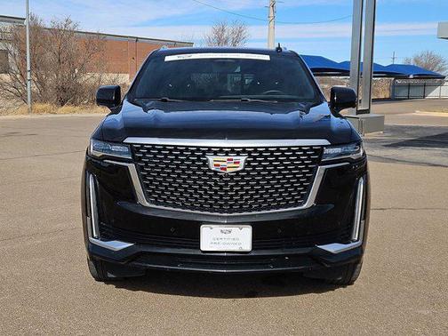 2022 Cadillac Escalade Luxury