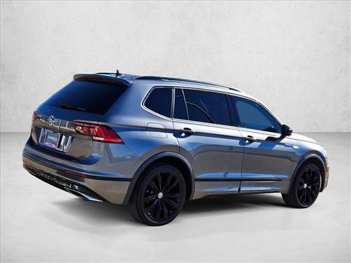 2021 Volkswagen Tiguan 2.0T SE R-Line Black
