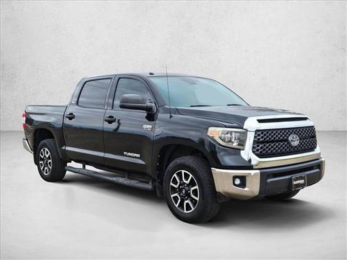 2018 Toyota Tundra SR5