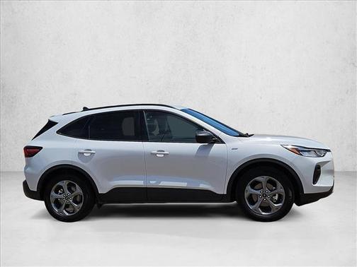 Space Silver Metallic 2025 Ford Escape ST-Line