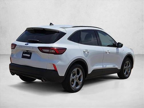 Space Silver Metallic 2025 Ford Escape ST-Line