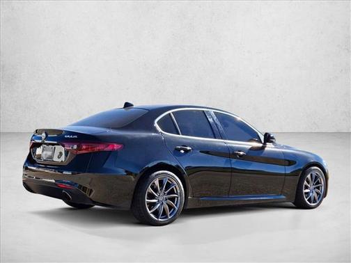 2018 Alfa Romeo Giulia Base