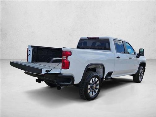 2026 Chevrolet Silverado 2500 Custom