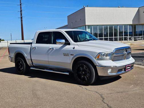 2014 RAM 1500 Laramie