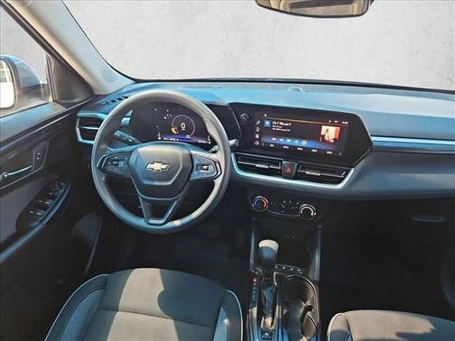 Sterling Gray Metallic 2024 Chevrolet Trailblazer LT