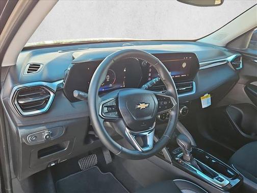 Mosaic Black Metallic 2026 Chevrolet Trailblazer LT