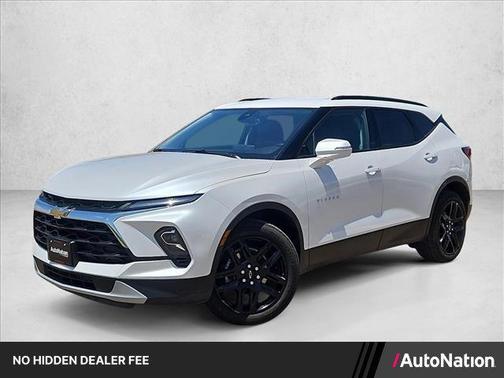Iridescent Pearl Tricoat 2024 Chevrolet Blazer 3LT