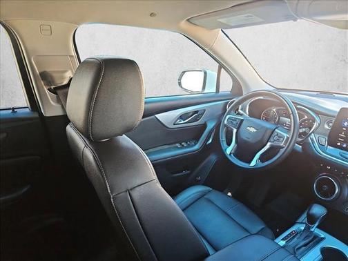 Iridescent Pearl Tricoat 2024 Chevrolet Blazer 3LT