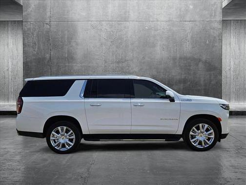 2022 Chevrolet Suburban 2WD High Country