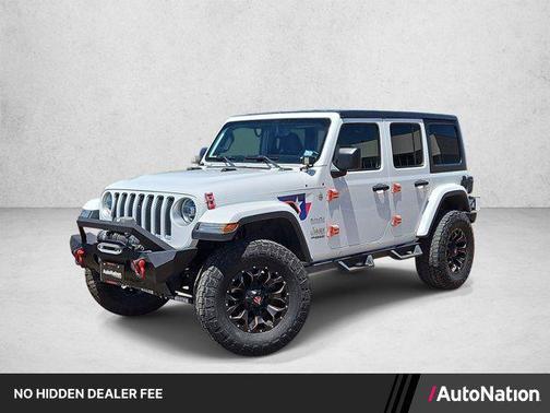 Bright White Clearcoat 2018 Jeep Wrangler Unlimited Sahara