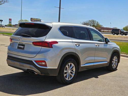 Shimmering Silver Pearl 2020 Hyundai SANTA FE SEL 2.4